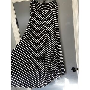 EUC black striped maxi skirt XL